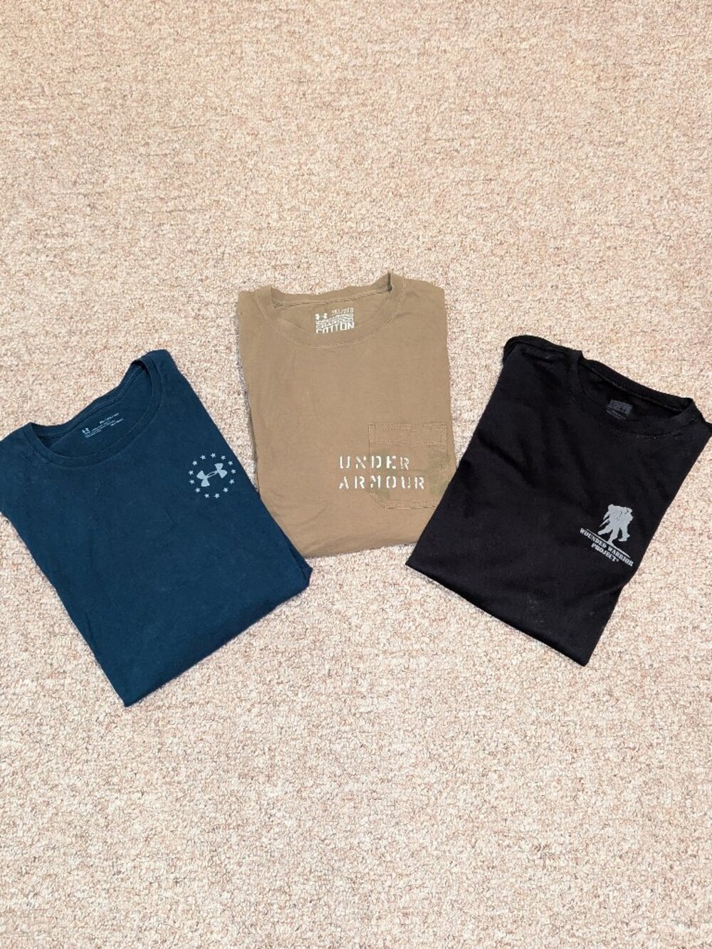 Lot of (3) Patriotic Long-Sleeve Shirts, Under Armour-Soffe